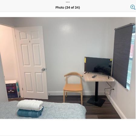 Stylist Bedroom Central Of Baltimore Luaran gambar
